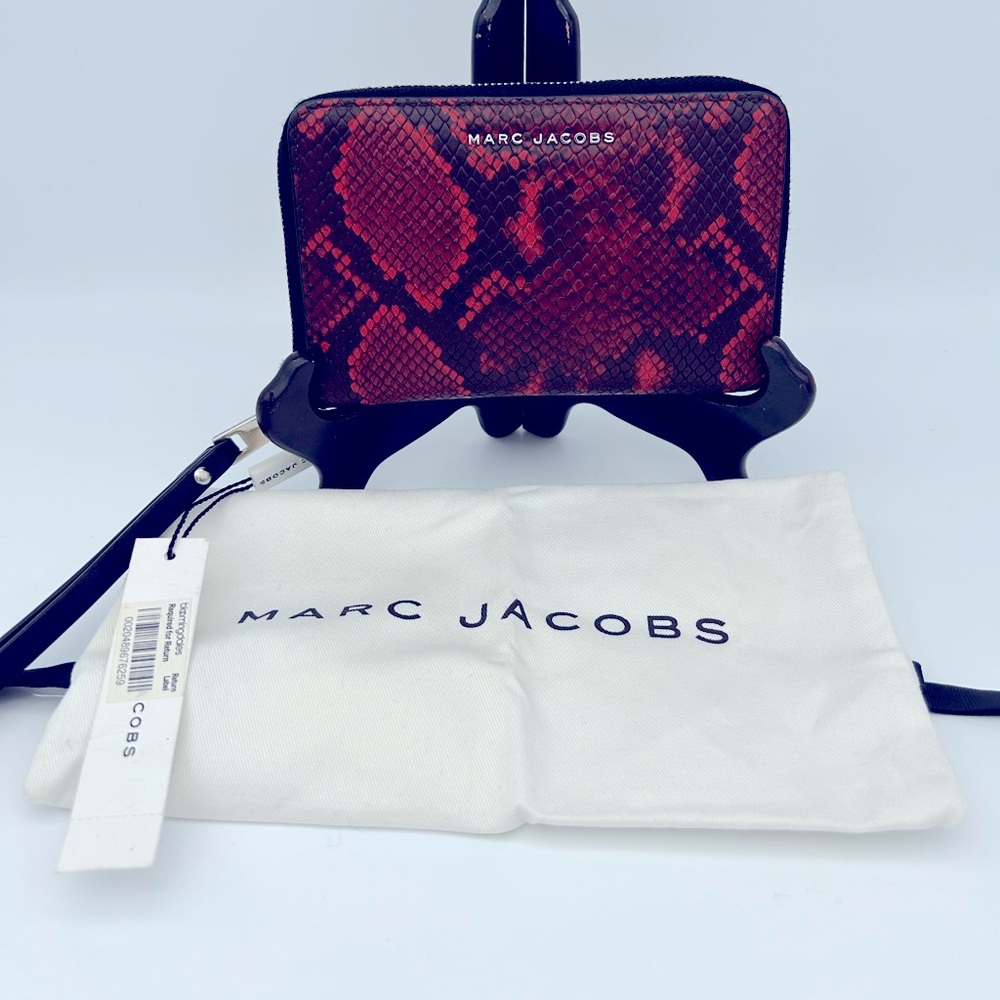 Marc Jacobs  Wallet/Wristlet in Red Snake Multi With Dust Bag NWT